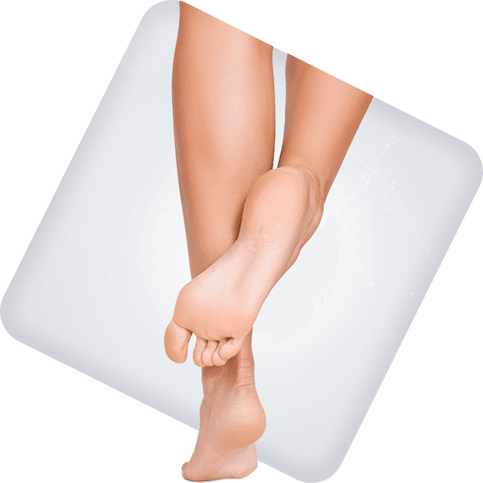 종아리부터 발끝까지 다리 뒷모습 이미지